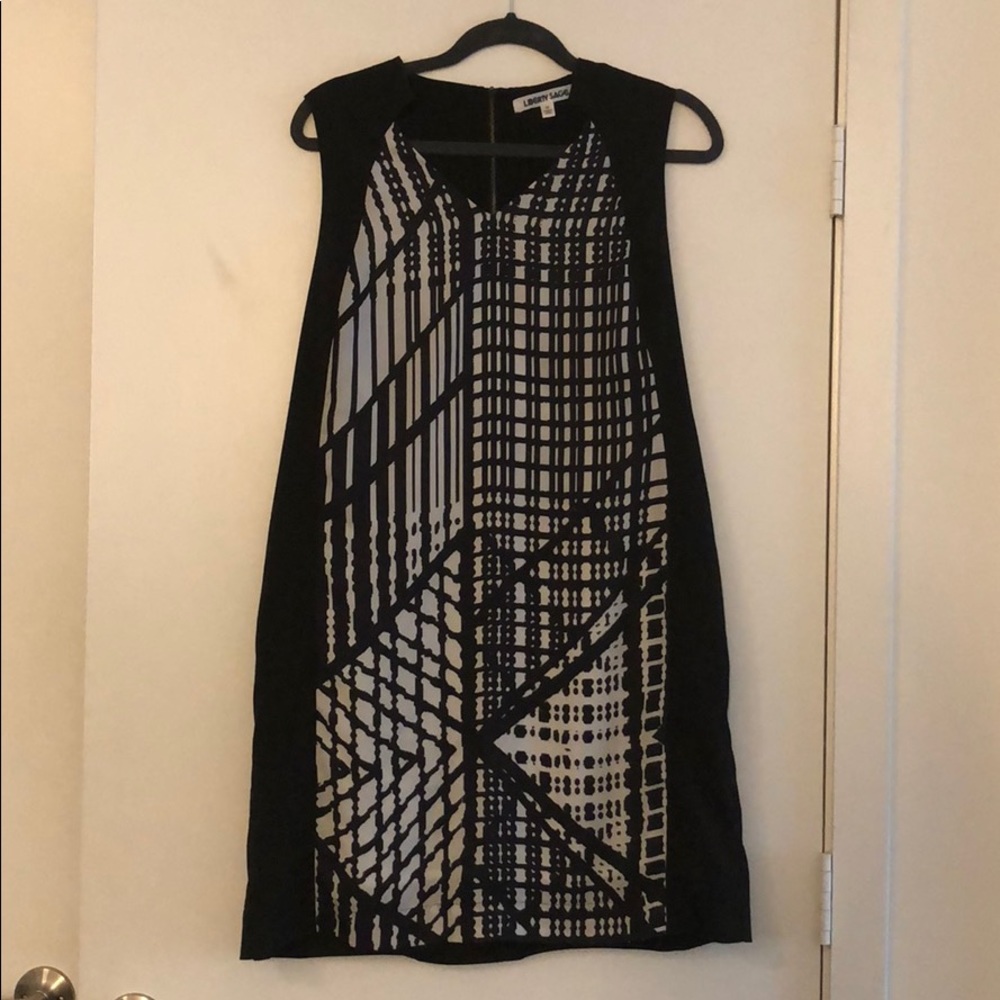 LIBERTY SAGE Gray and White Shift Dress.